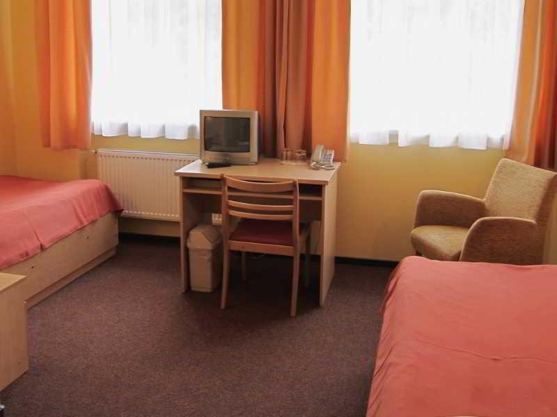ריגה Hotel Vilmaja מראה חיצוני תמונה