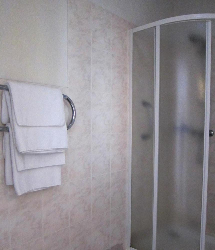 ריגה Hotel Vilmaja מראה חיצוני תמונה
